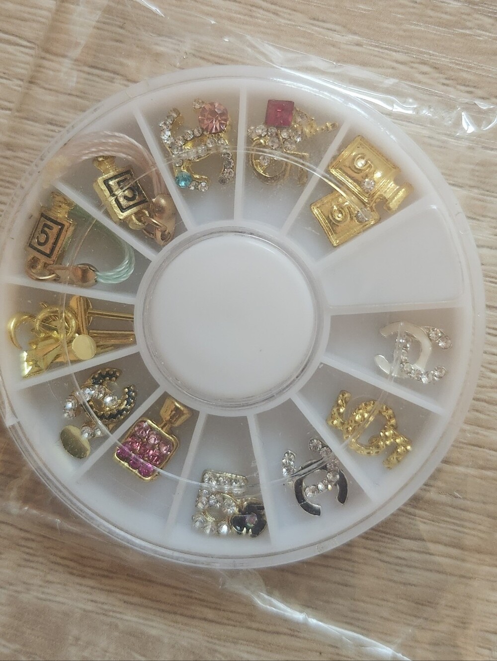Gold and Pink Decorative Nail Charms Set for Women